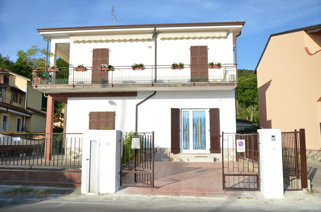 La Perla Del Magra Holidays House Vakantiehuis